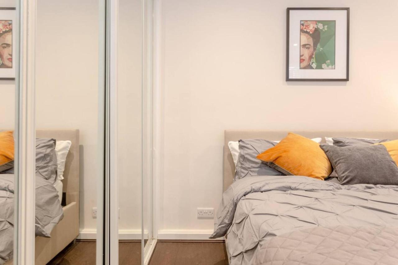 Apartamento Modern Flat In The Heart Of West Londres Exterior foto