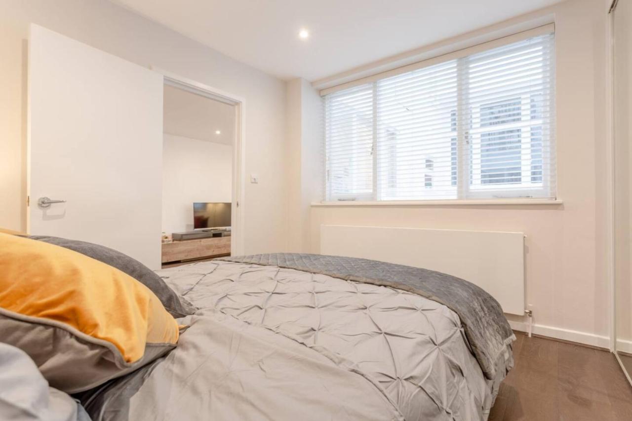 Apartamento Modern Flat In The Heart Of West Londres Exterior foto